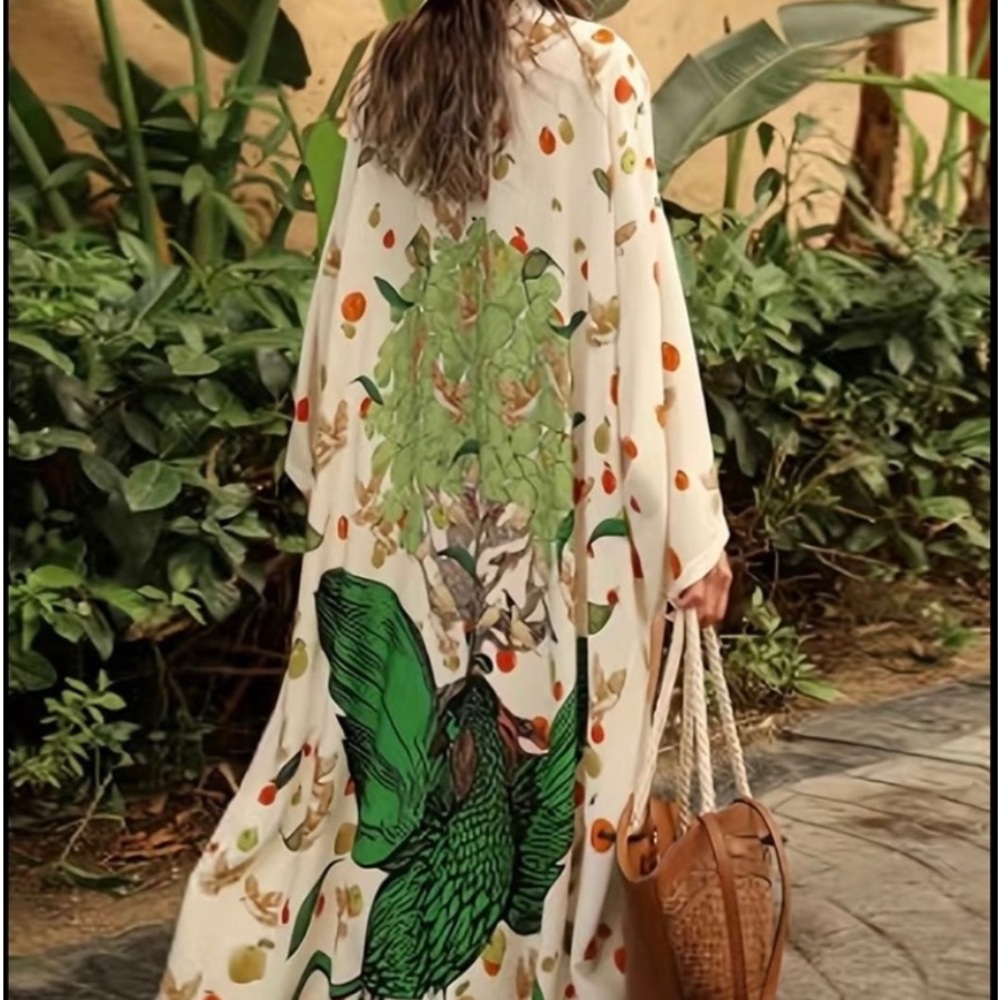 NWT  BOHO All Over Print Cover Up beachwear KIMONO